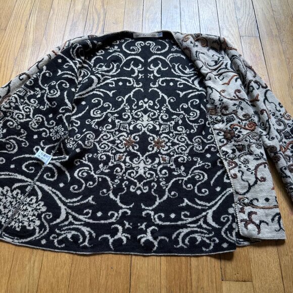 Simply Natural Size S Beige & Black Alpacal Peru Embroidered Cardigan - Picture 10 of 16